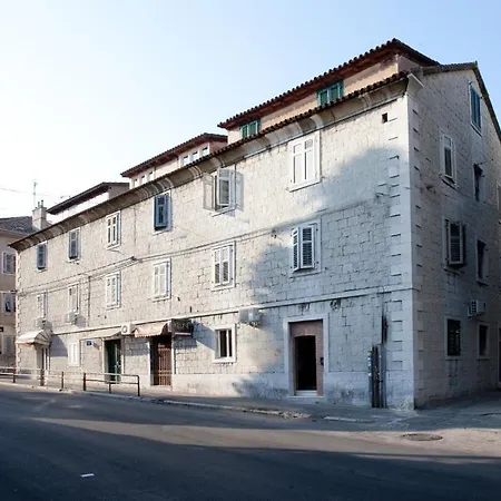 Apartment Galic *